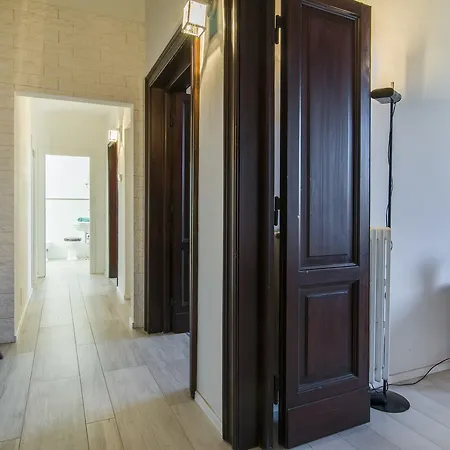 Fortezza Da Basso Roomy Flat فلورنس