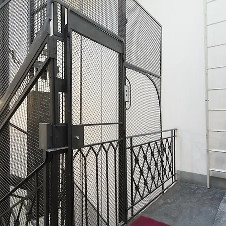 Fortezza Da Basso Roomy Flat شقة فلورنس